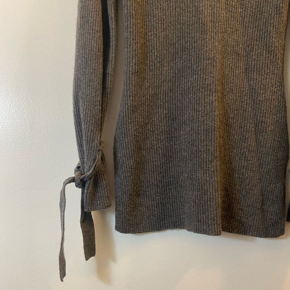 H&M Dark Gray 100% Cashmere Ribbed Sweater with Tie Sleeves - Picture 4 of 6